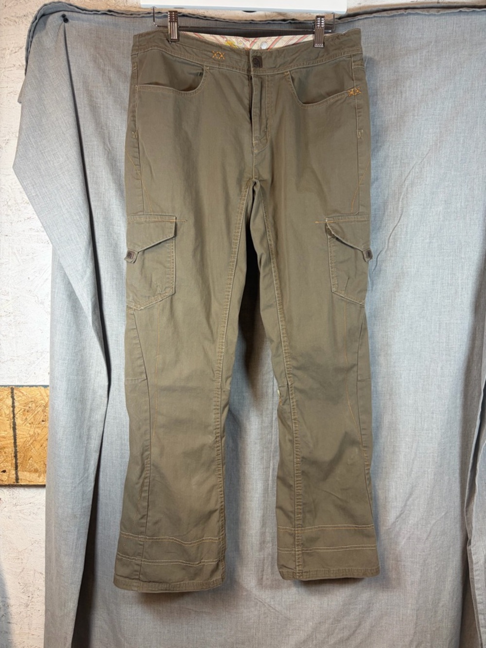 Mountain Hardwear Women’s Roll-Up Hiking Pants
